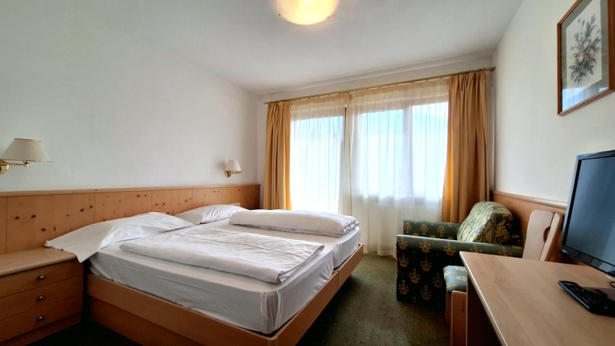 Hotel Hubertushof 维皮泰诺 外观 照片