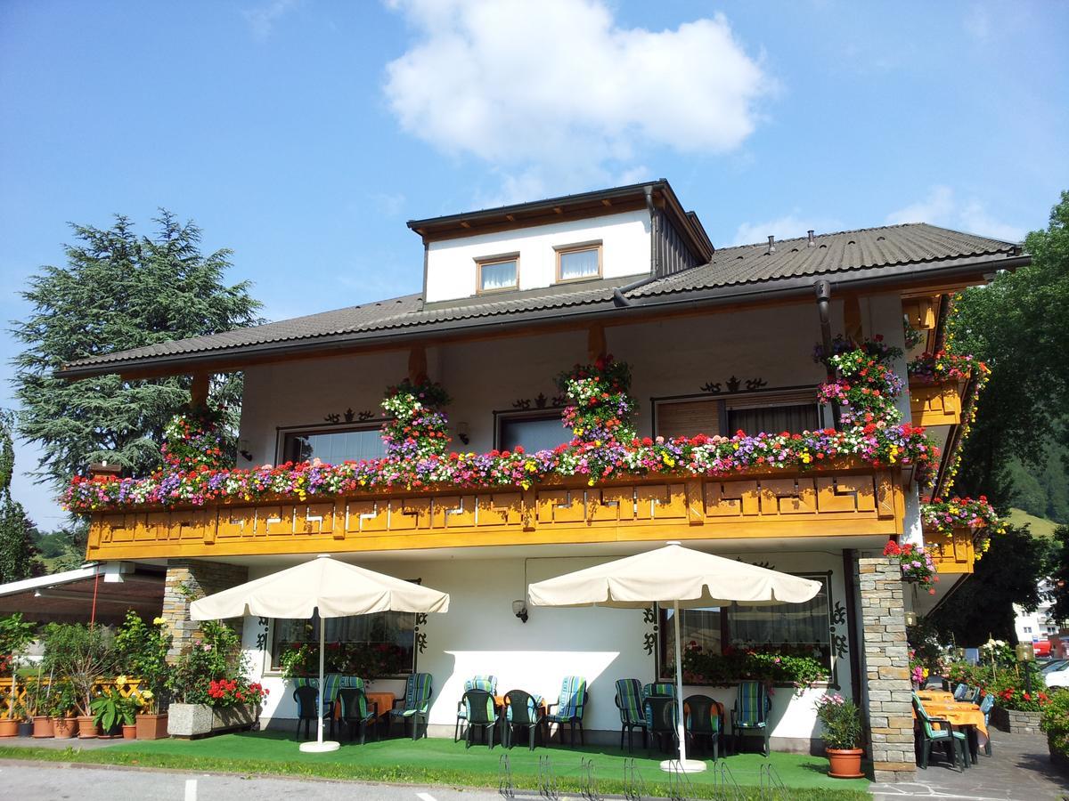 Hotel Hubertushof 维皮泰诺 外观 照片